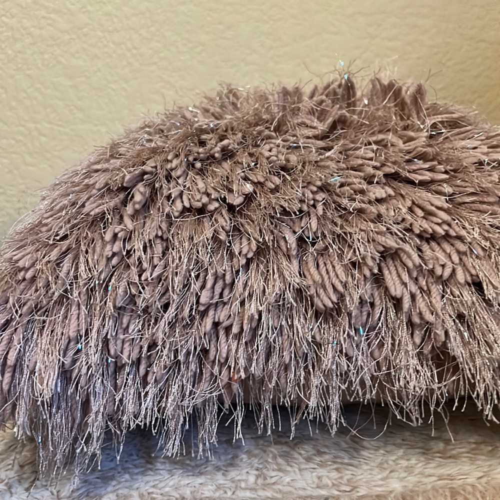 Mauve shaggy with silver decorative pillow 19” x 17”